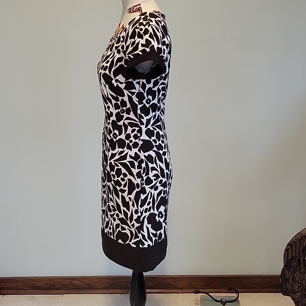 𝅺connected APPAREL dress in black and white capped sleeves size 6 - Picture 2 of 7